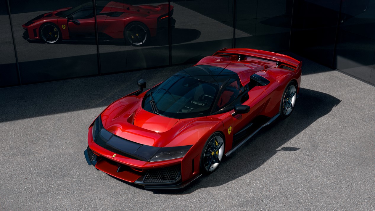 ferrari f 80 1