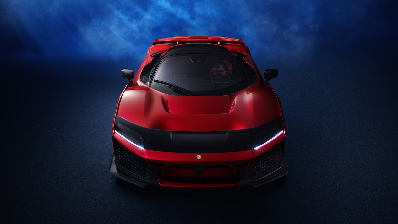 Ferrari F80 vue de face