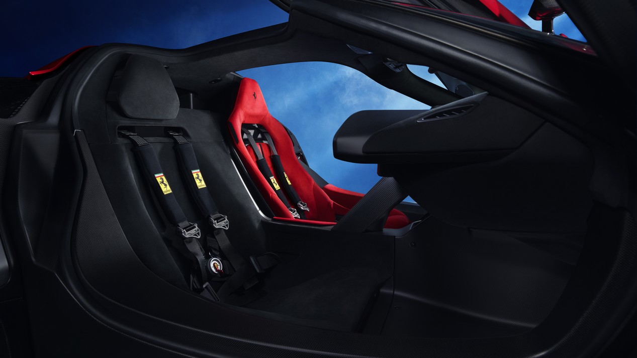 Ferrari F80 intérieur