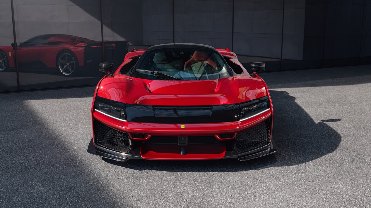 ferrari f 80 4