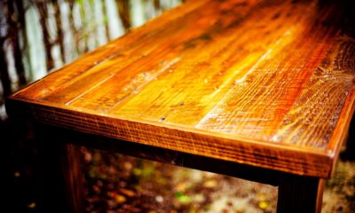 table en bois pixabay