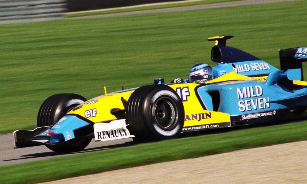 jarno trulli 2003 f1 renault r23