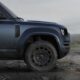 Le nouveau Land Rover Defender 2025 en couleur bleue