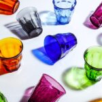 Gamme en couleurs des verres Duralex modèle Picardie, numérotés de 1 à 50