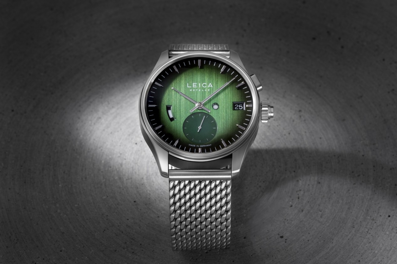 Nouvelle montre Leica ZM1 Urban Green modèle 2025 sorti en mai 2025 avec bracelet métallique