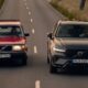 à gauche; la Volvo 240 et à droite : la Volvo XC60, qui devient la meilleure vente de la marque suédoise