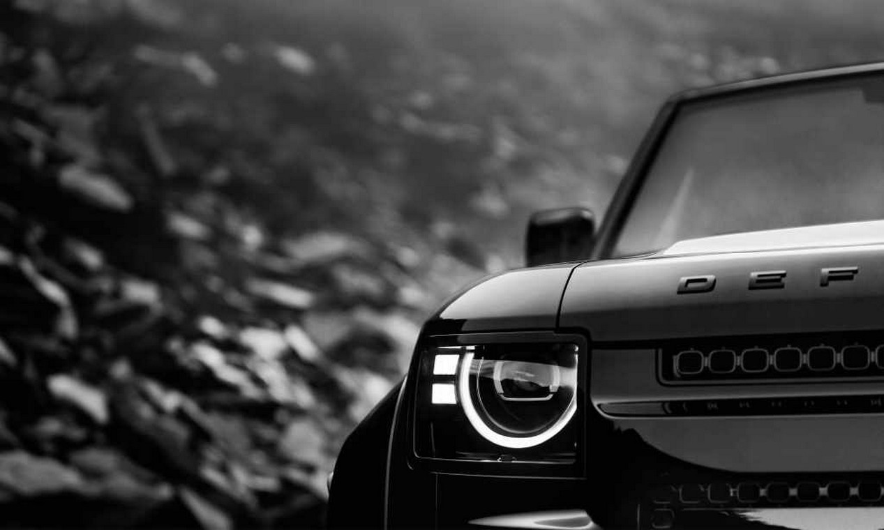 defender octa black 4