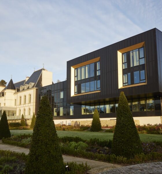 Photo de la façade du Domaine de Liziec, à Vannes, dans le Golfe du Morbihan