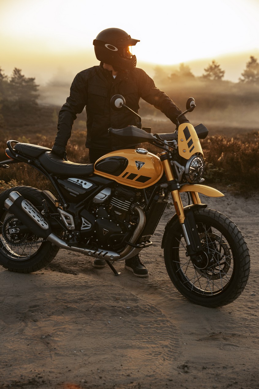 triumph scrambler 400 xc 2026 14