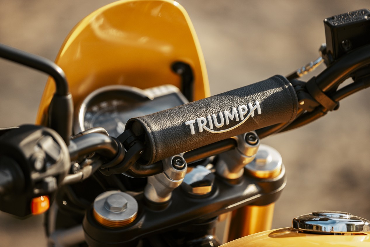 triumph scrambler 400 xc 2026 33