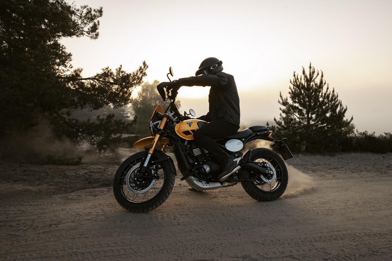 triumph scrambler 400 xc 2026 8