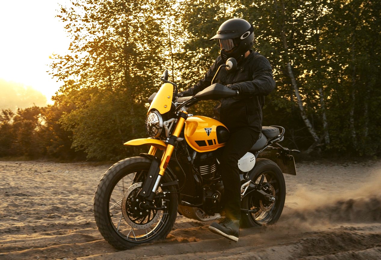Nouvelle Triumph Scrambler 400 XC modèle 2026 coloris jaune