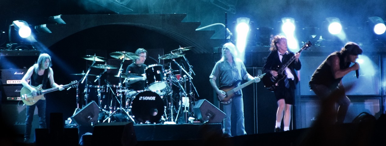 Le groupe de hard-rock australien AC/DC sur scène le 4 décembre 2009 en Argentine.