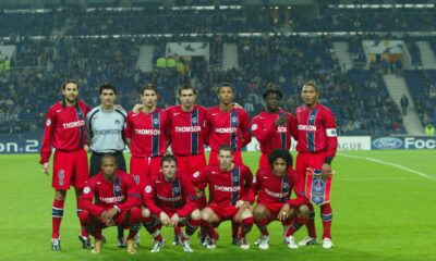 Photo en couleurs de l'équipe du PSG en 2004-2005