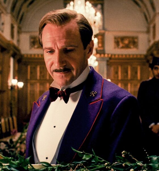 L'acteur Ralph Fiennes dans le film THE GRAND BUDAPEST HOTEL