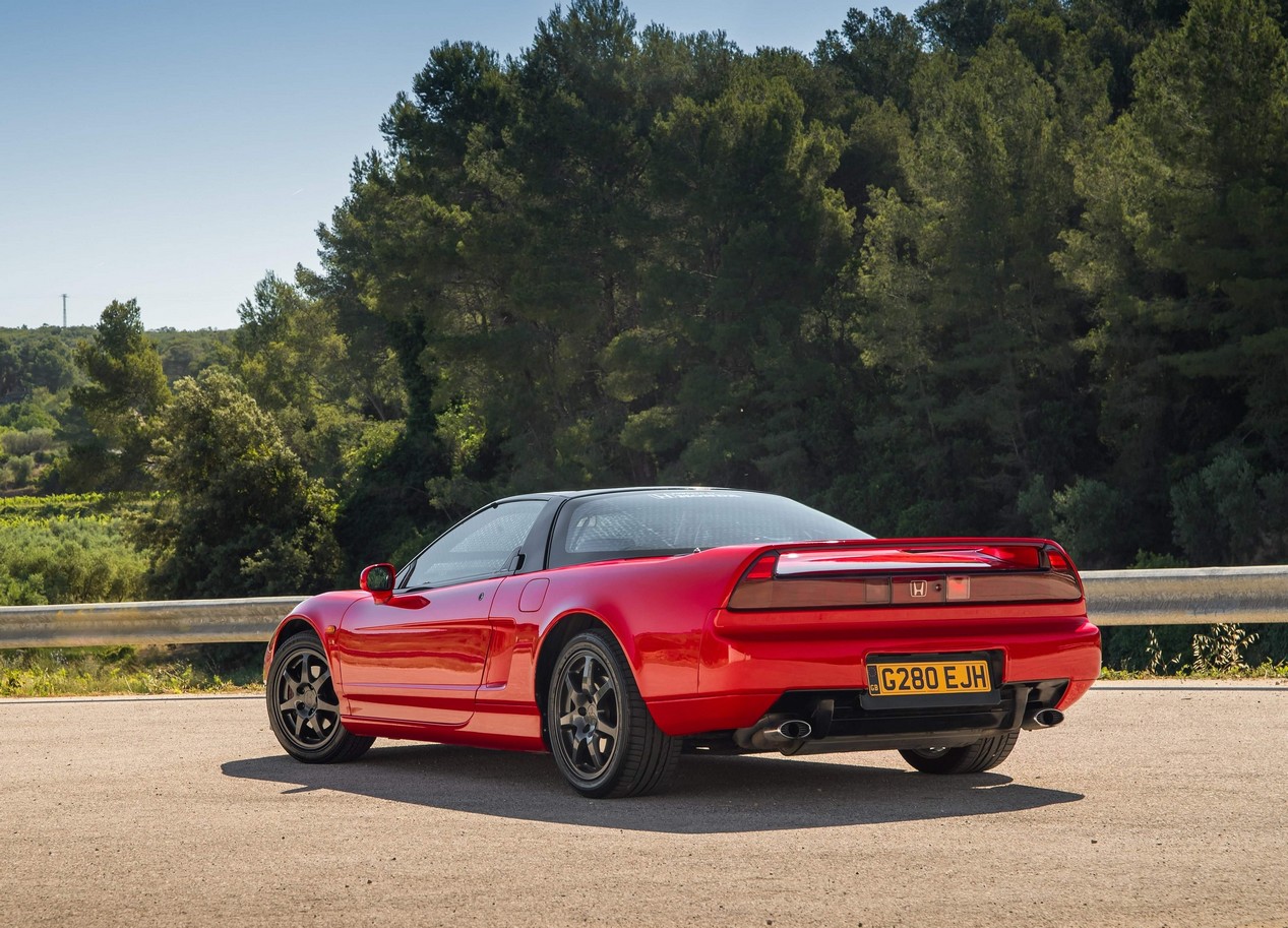 Honda NSX rouge de 1990.