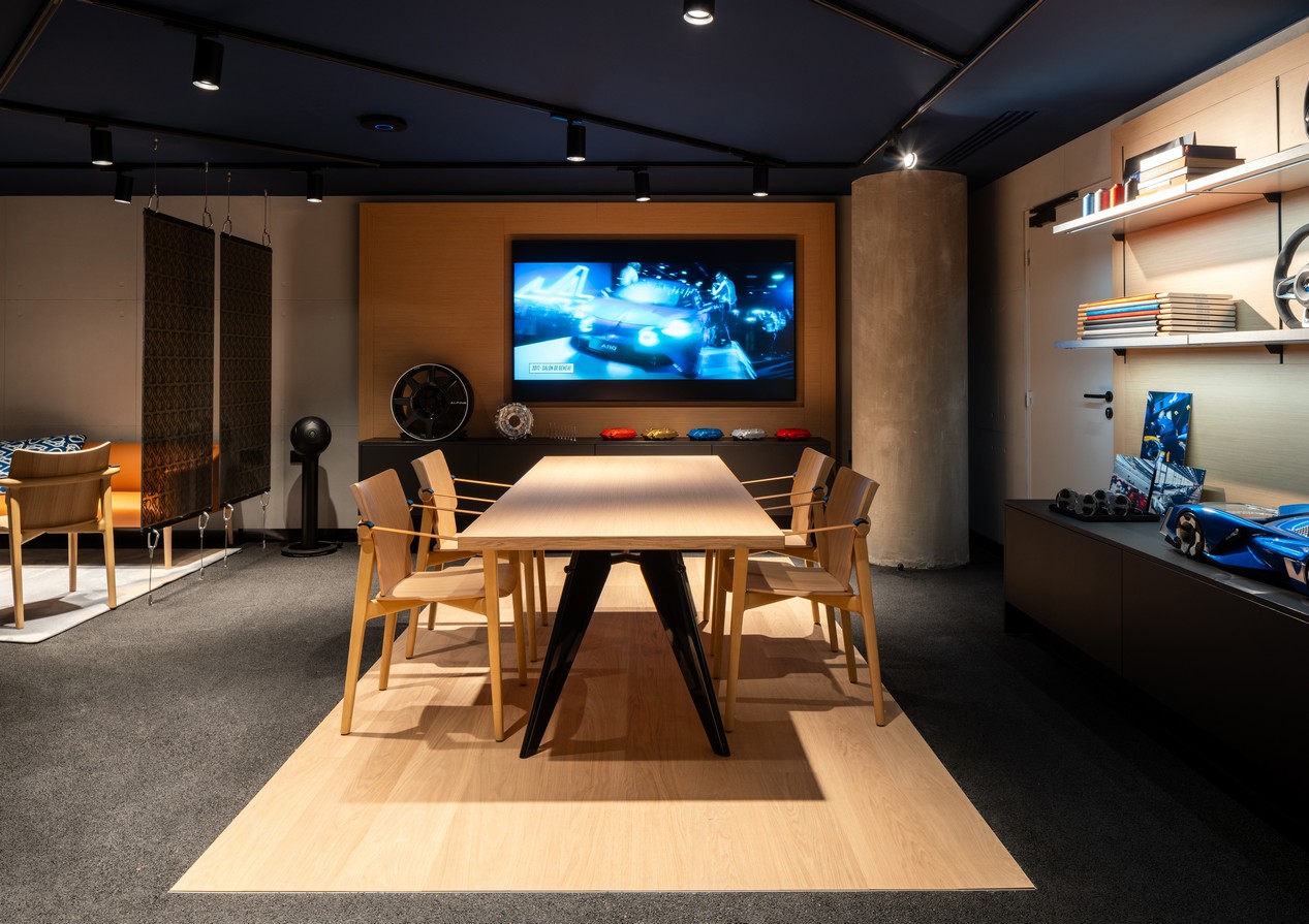 alpine paris 6
