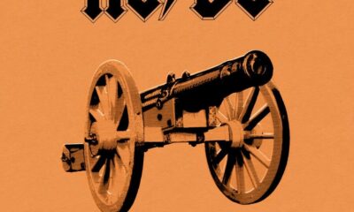 Pochette de l'album du groupe de rock australien AC/DC “For Those About To Rock” sorti le 23 novembre 1981