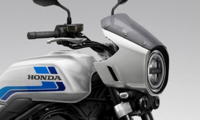 Nouvelle moto Honda CB 1000 F modèle 2026 coloris gris et bleu