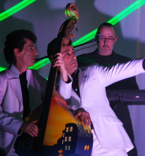 Le groupe de Rockabilly français Les Forbans le 28 février 2010 en concert à Ornexpo