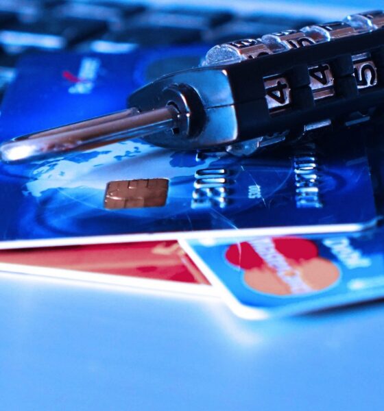 Cadenas noir à codes