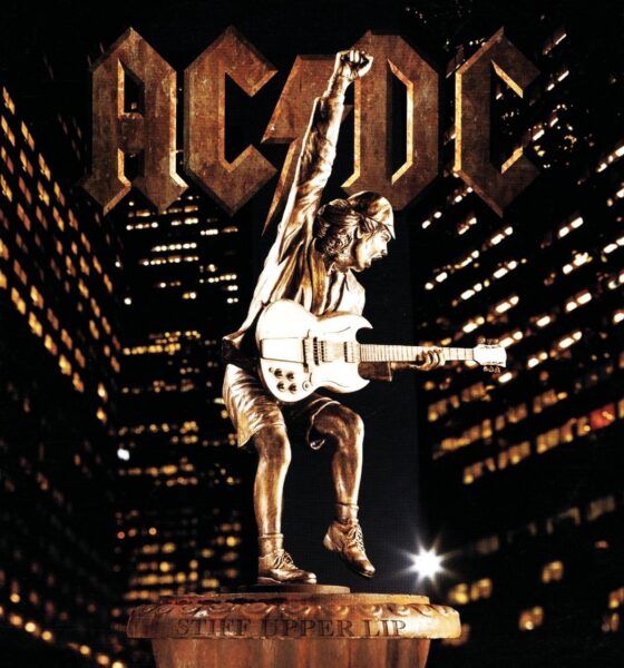 Pochette du disque Stiff Upper Lip du groupe australien AC/DC sorti le 25 février 2000