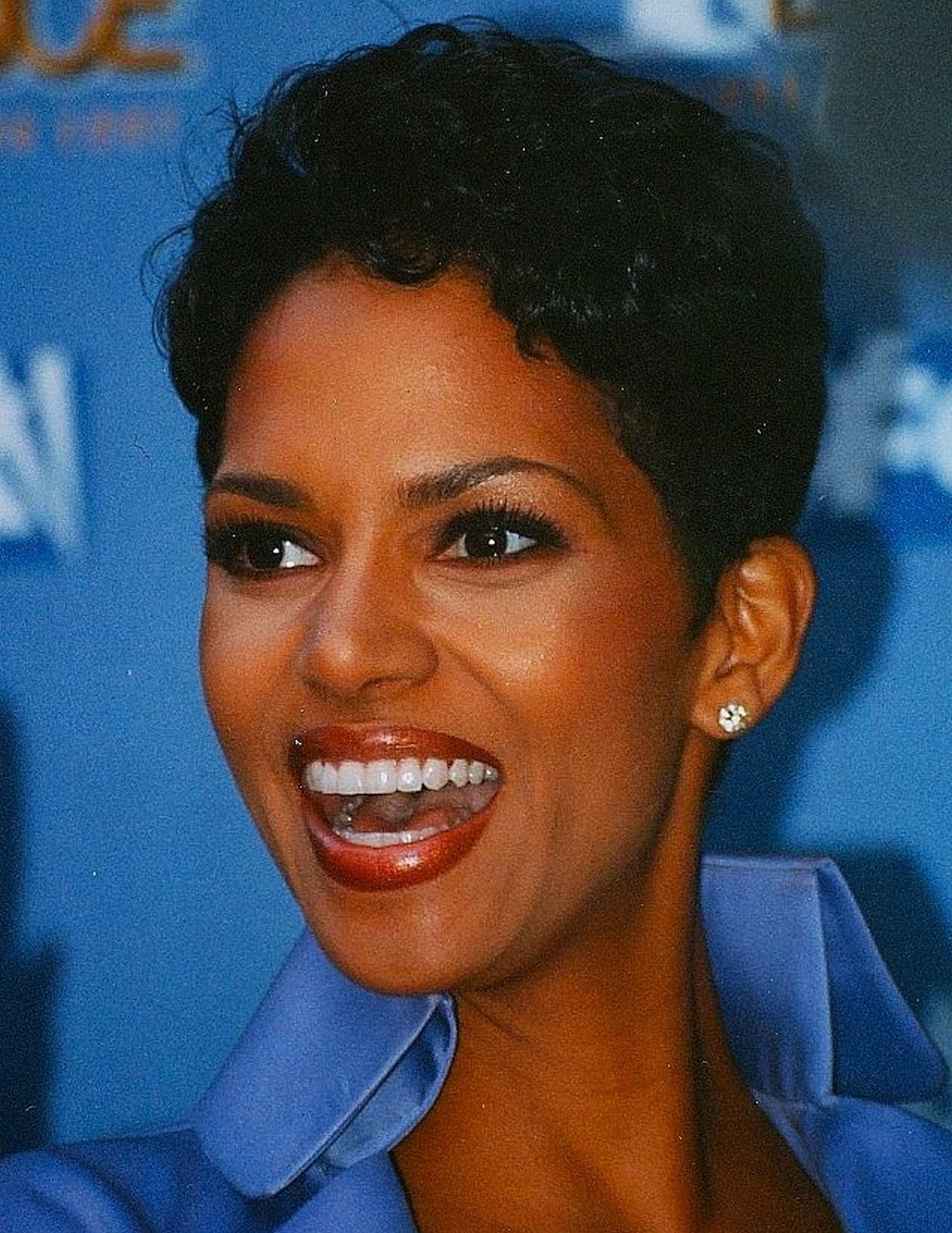 L'actrice américaine Halle Berry photographiée à New-York le 4 avril 1997