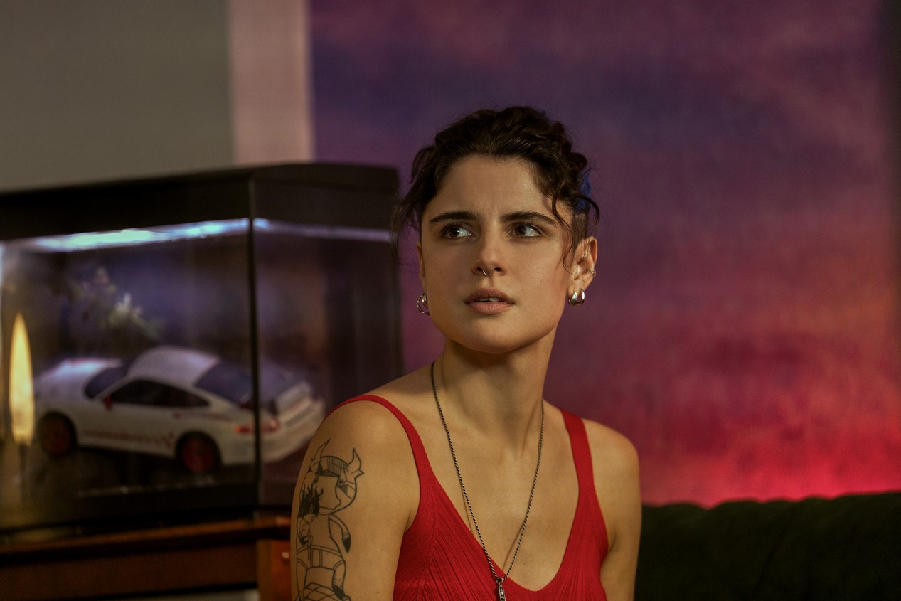 L'actrice italienne Caterina Forza dans la série Netflix Motorvalley. Motorvalley. Caterina Forza dans le rôle de Blu Venturi dans l'épisode 4 de la saison 1. Crédit photo : Enrico Bellinghieri/Netflix © 2026