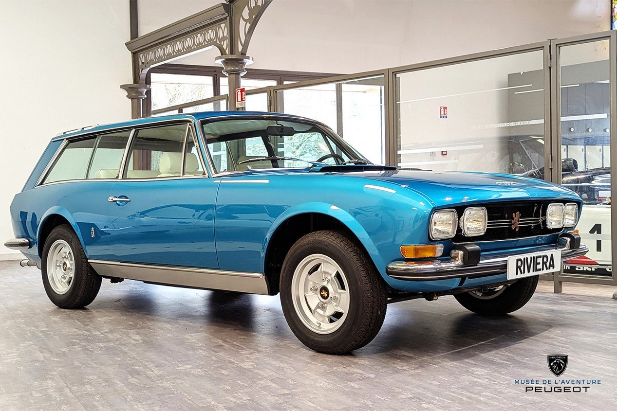 Concept de break de chasse Peugeot 504 Riviera couleur bleue