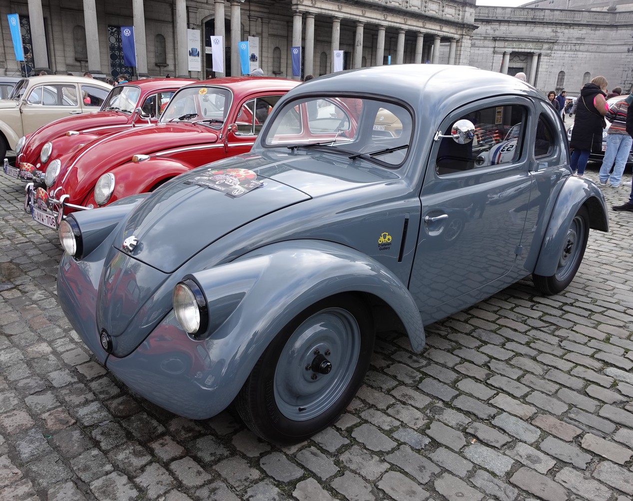 Volkswagen Type 30 de 1937 prototype de couleur grise
