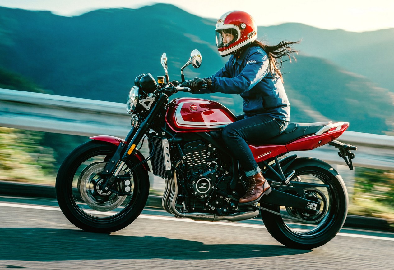 Nouveau modèle de moto de la marque ZXMOTO : la 500F couleur rouge