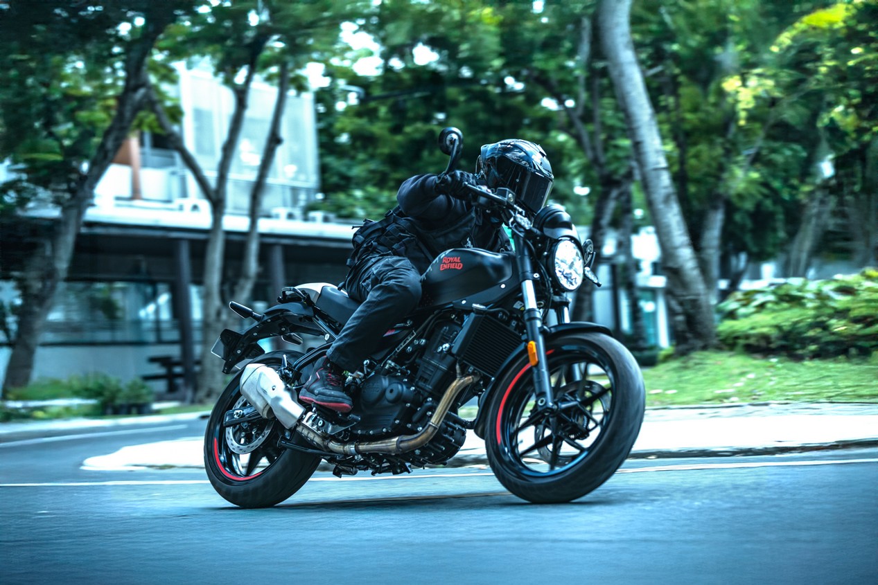 Nouvelle Royal Enfield Guerrilla 450 APEX MOD7LE 2026