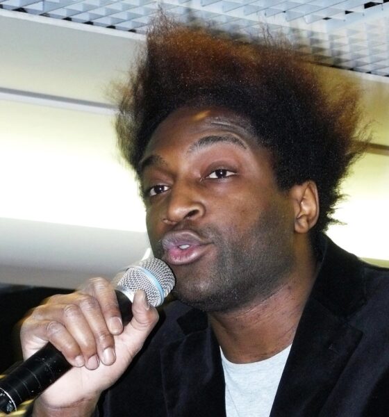 Le chanteur de rap français Kamini en 2010 à la FNAC d'Amiens