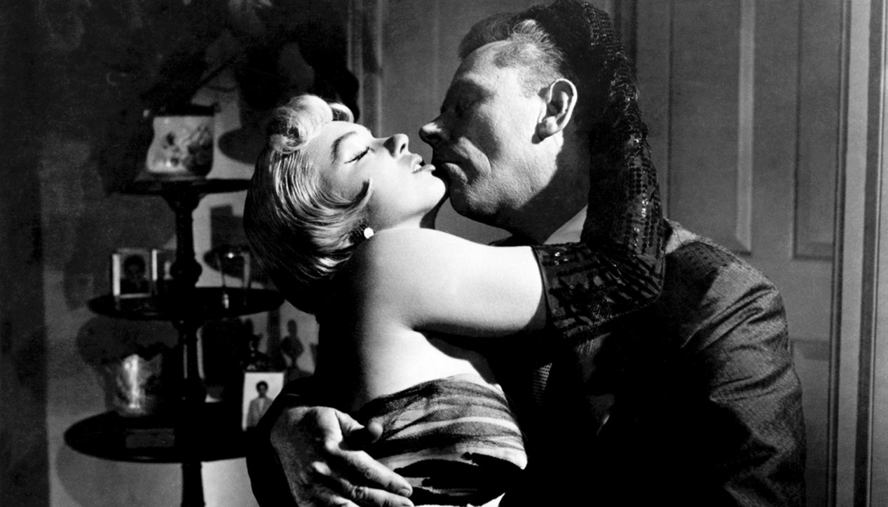 Marilyn Monroe et Tom Ewell sur le tournage du film 7 ans de réflexion sorti en 1955