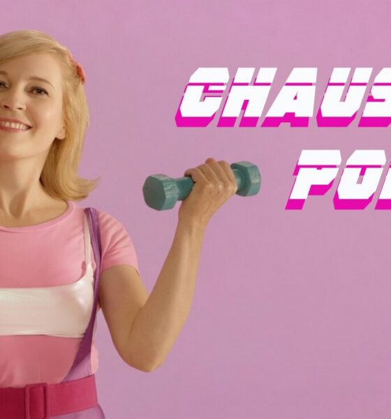 La chanteuse française Victorine affiche de son clip Chausson Pop