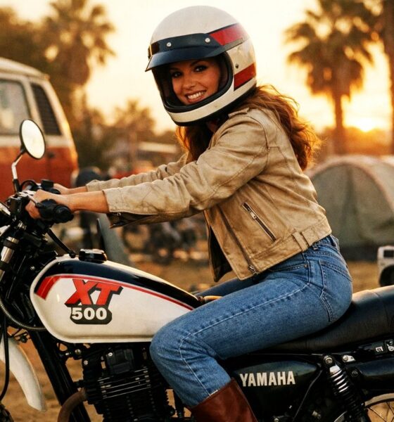 Jeune femme pilotant une moto Yamaha XT 500