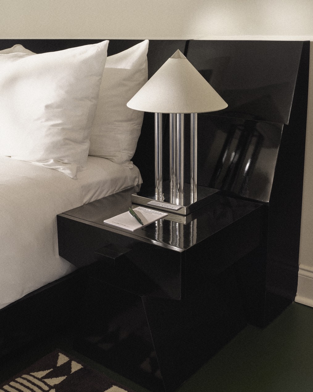 perroquet motel 21