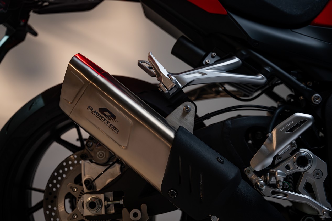 qj motor srk 800 rs statique 6