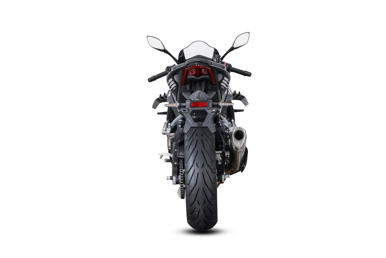 qj motor srk 800 rs studio 7