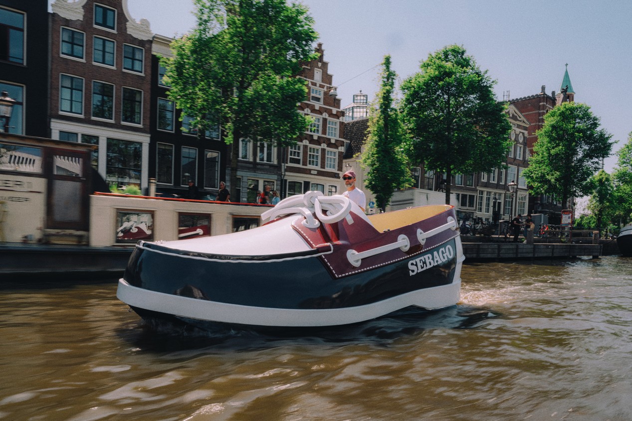 Segabo Boat à Amsterdam sur l'eau