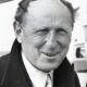 L'acteur français Bourvil en 1967 à l'aéroport d'Amsterdam