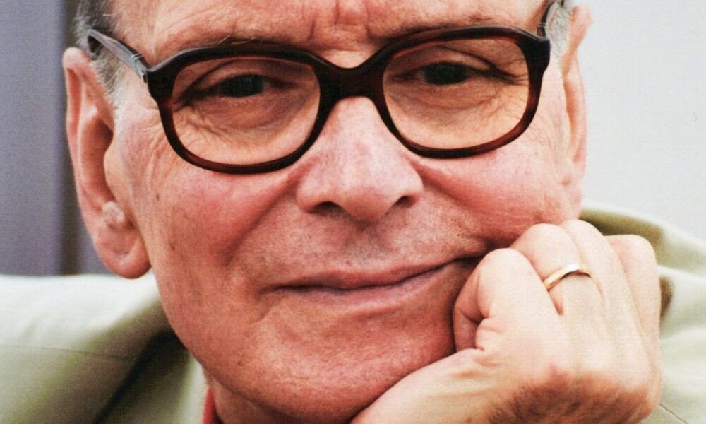 Photo en couleurs du compositeur italien Ennio Morricone en 2007