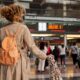 Photo de voyageuse dans un aéroport