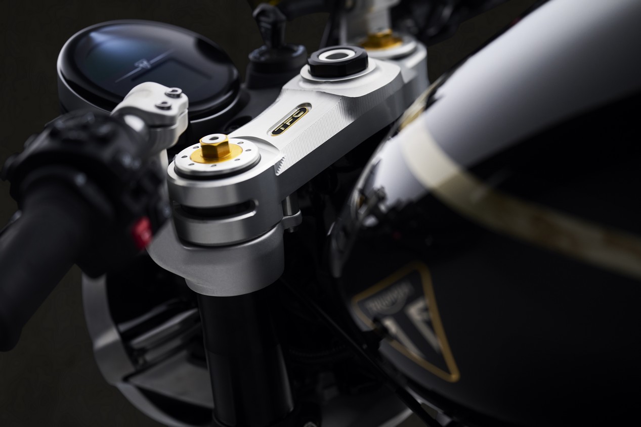 triumph speed twin 1200 tfc 2026 19