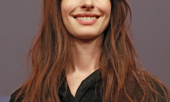 Anne Hathaway