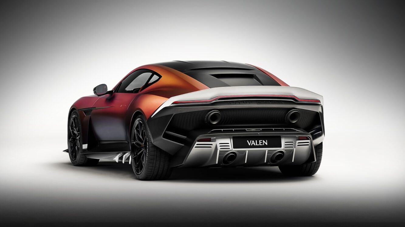 Aston Martin Valen arriere
