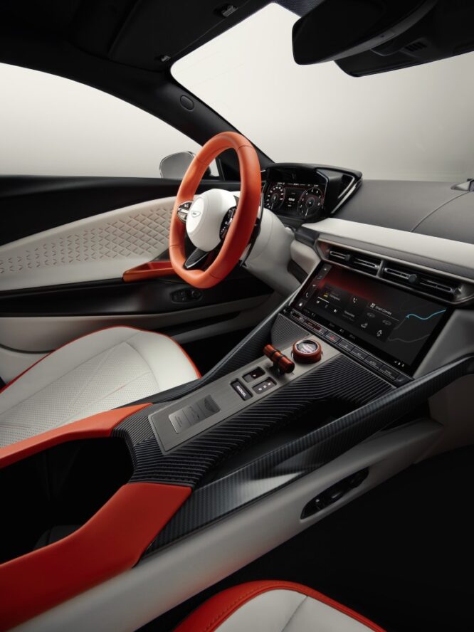 Aston Martin Valen poste conduite