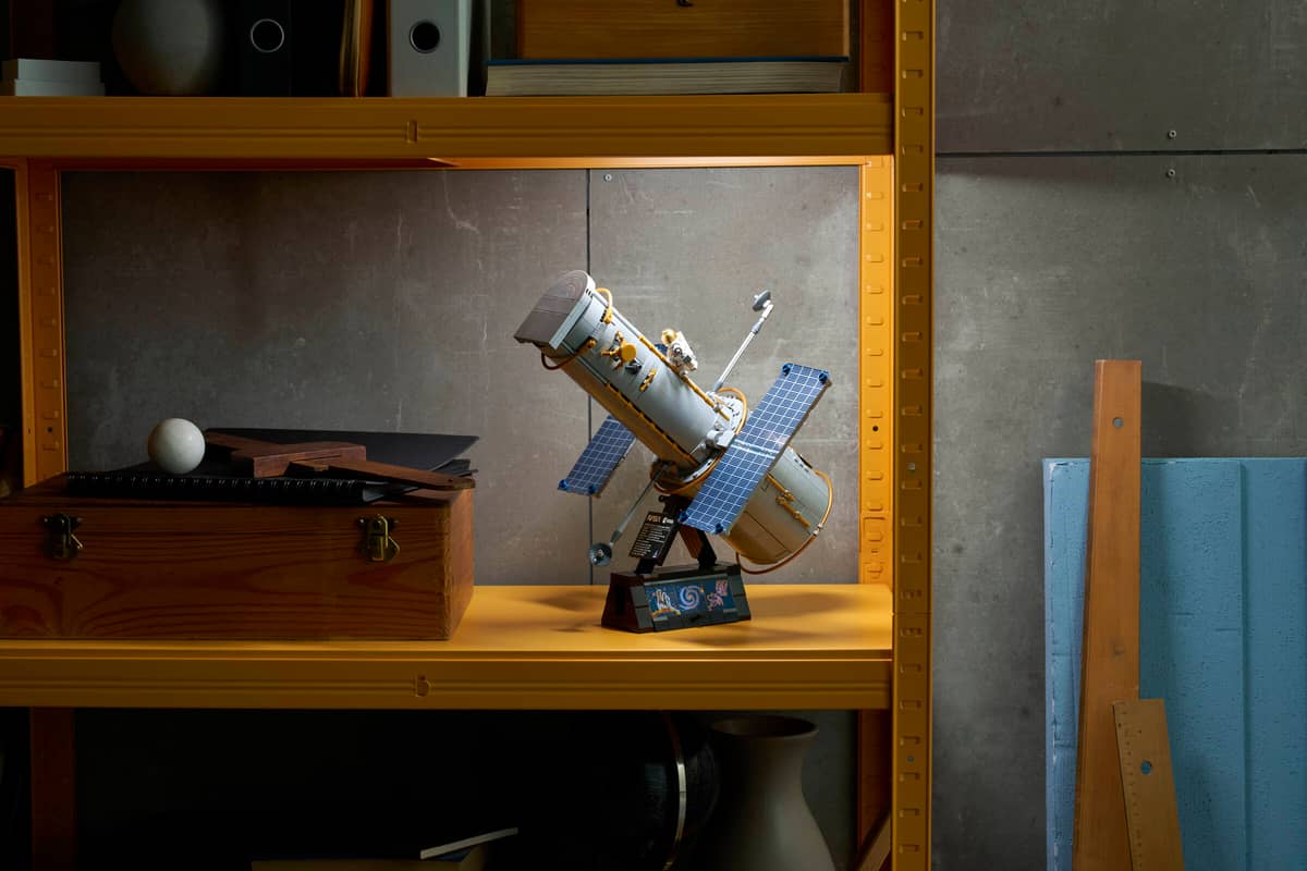 Lego Hubble