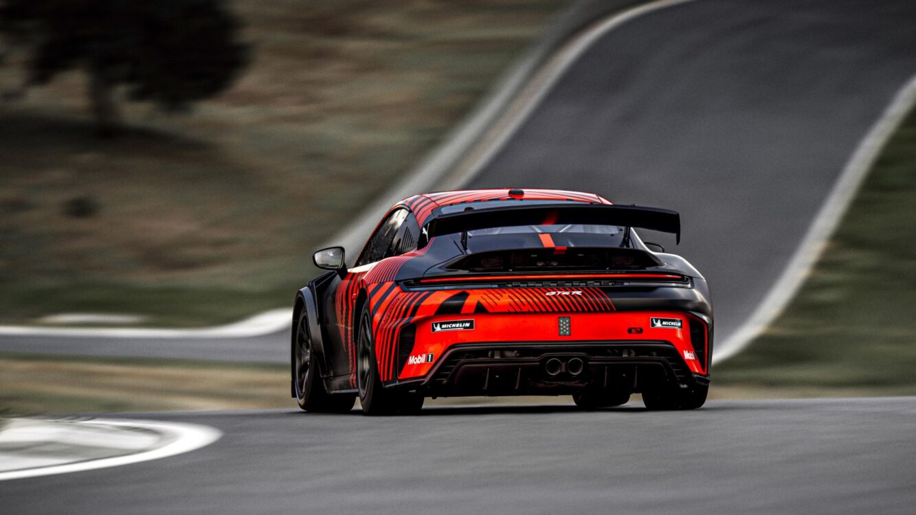 Porsche 911 GT4 R circuit