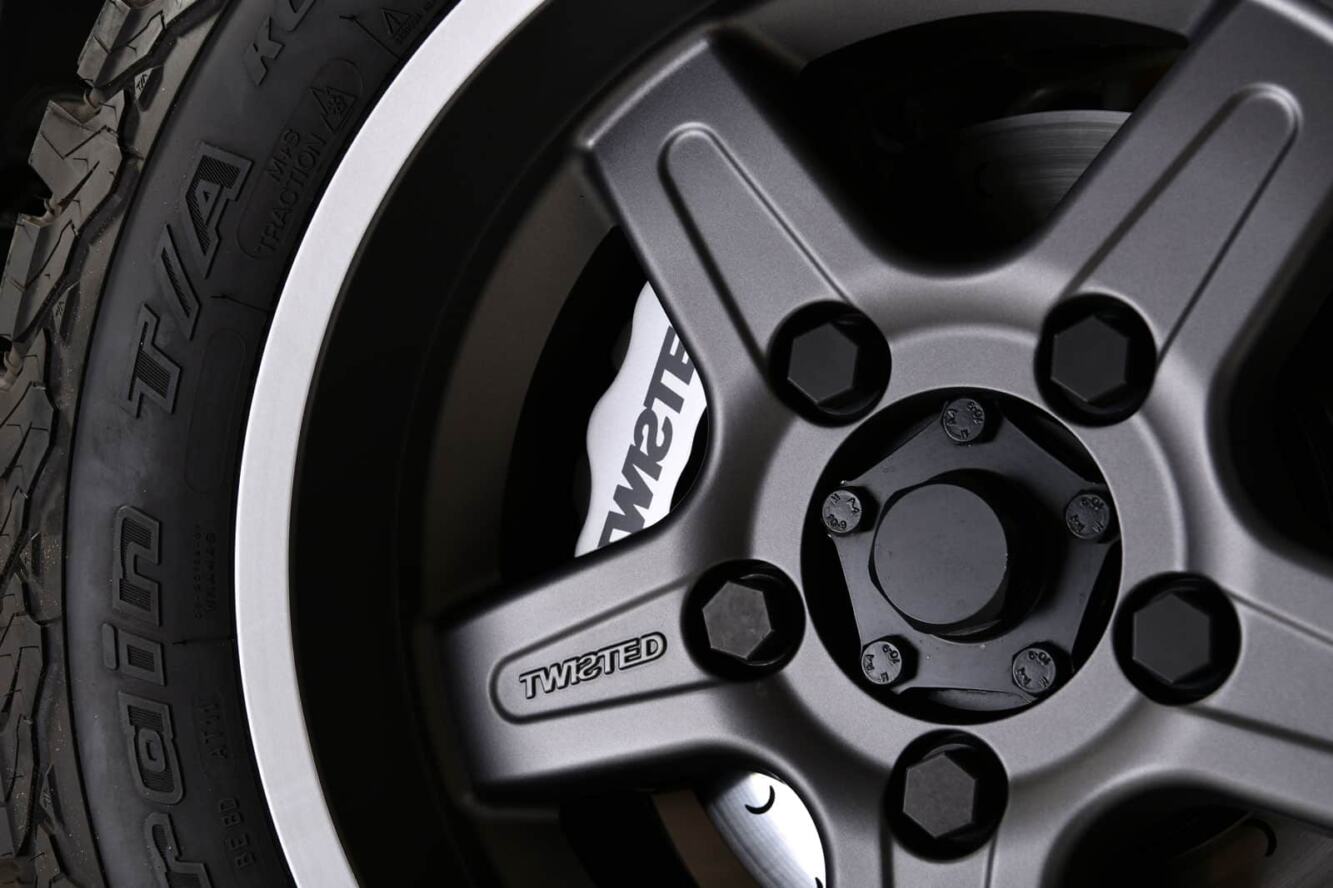 Twisted t90 13